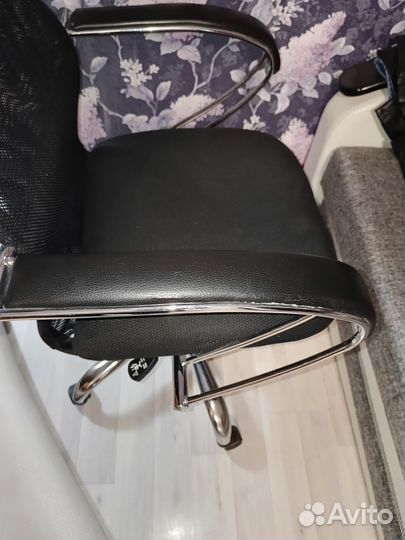 Компьютерное кресло