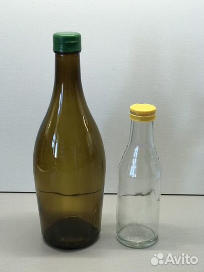 Бутылка с крышкой 