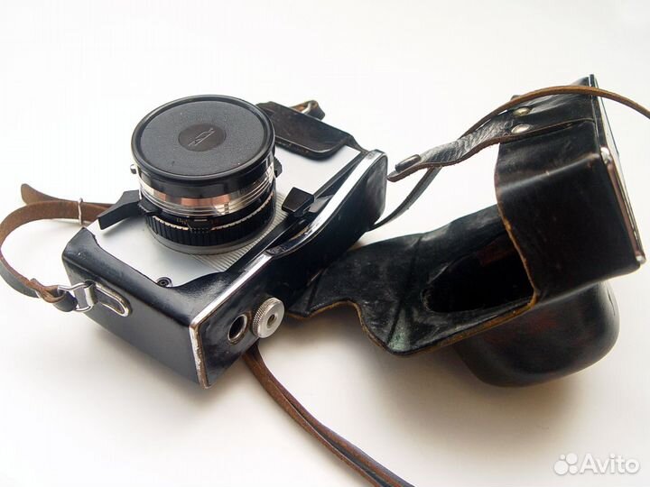 Фотоаппарат Зоркий-10