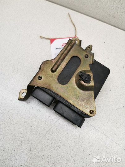 Блок управления форсунками Toyota Allion AZT240