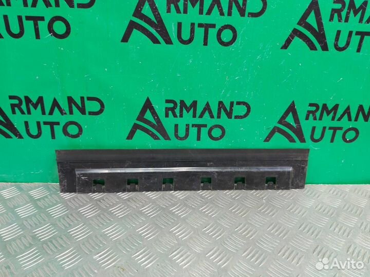 Дефлектор радиатора нижний Bmw X5 F15 2013-2018