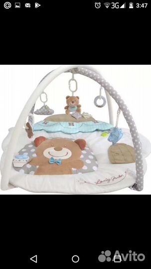 Детский коврик с шуршащими вставками и игрушками