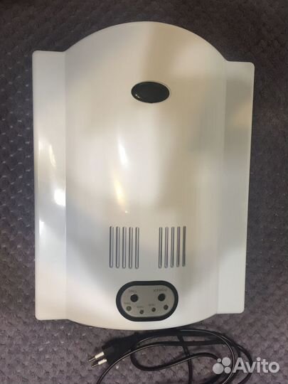 Уф лампа для ногтей