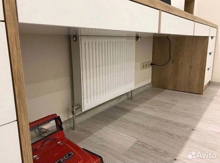 Рабочая зона у окна