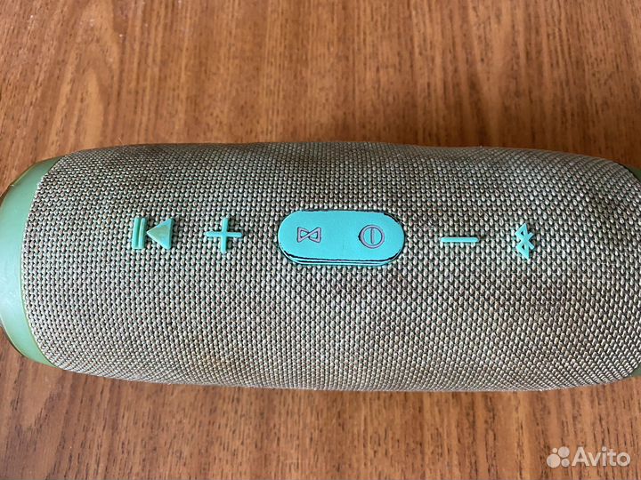 Колонка jbl charge 3