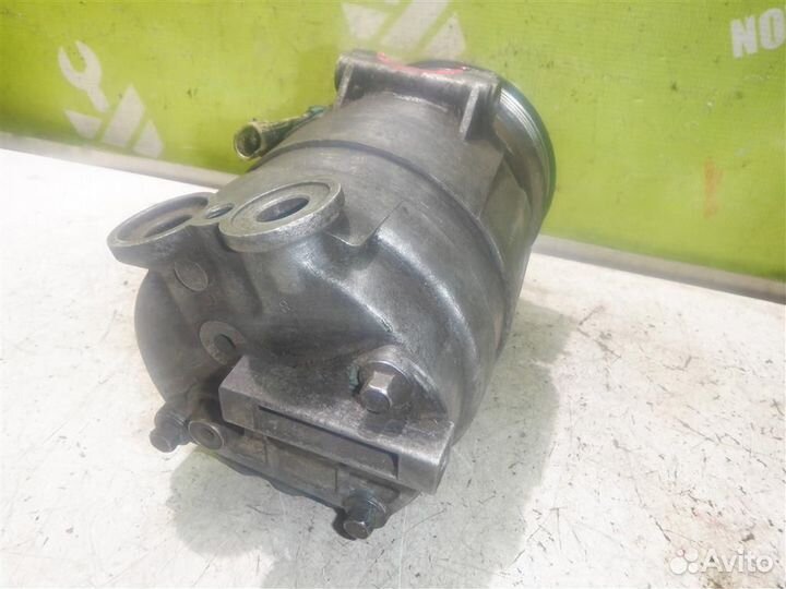 Компрессор кондиционера Опель Вектра Б