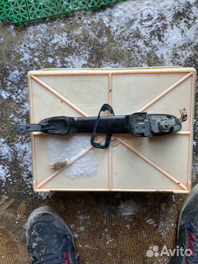 Дверная ручка мазда