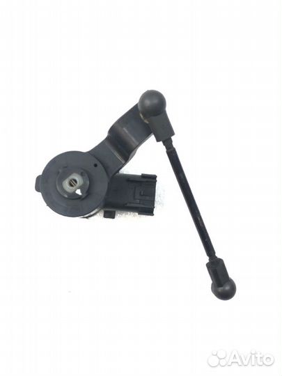 Датчик высоты дорожного просвета передний правый