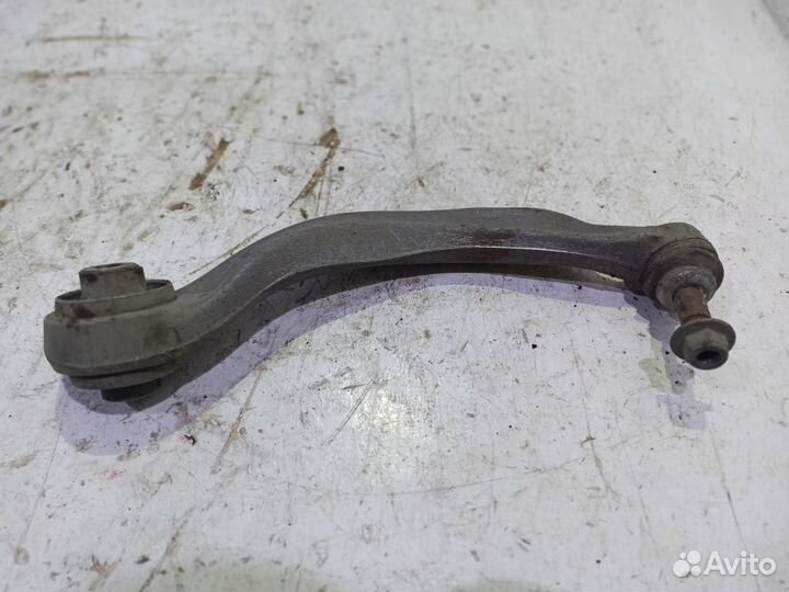 Рычаг передний правый нижний
