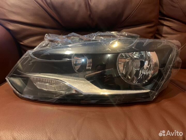 Фара левая Volkswagen Polo 15-20