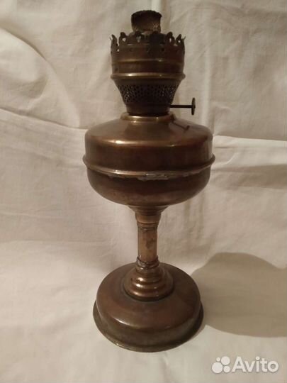 Керосиновая лампа