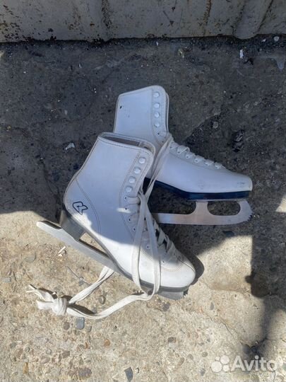 Коньки фигурные 37 размер ladies