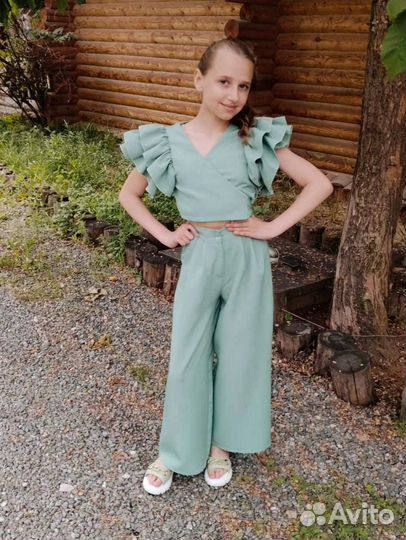 Брючный костюм рост 146