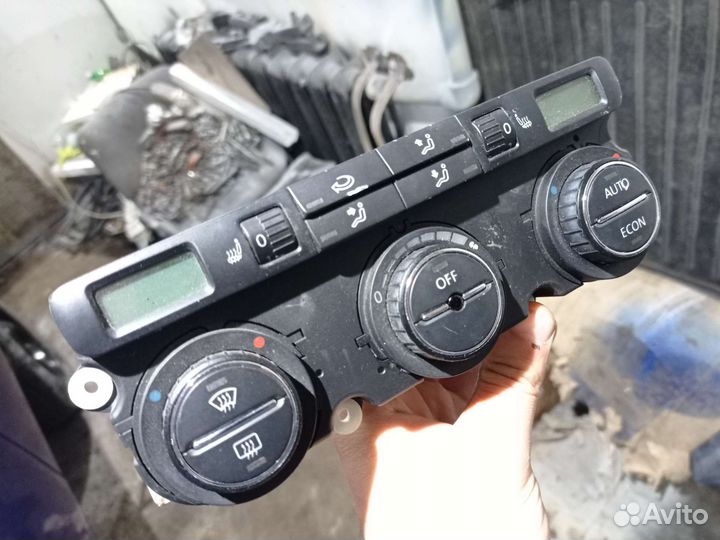 Блок управления климат-контролем Volkswagen