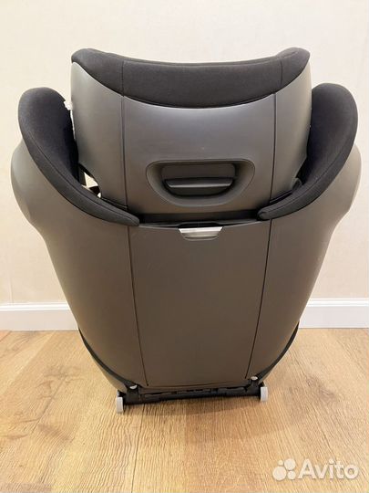 Автомобильное кресло cybex solution m fix