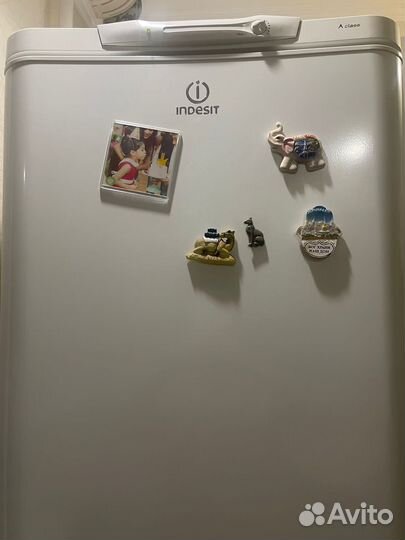 Холодильник indesit