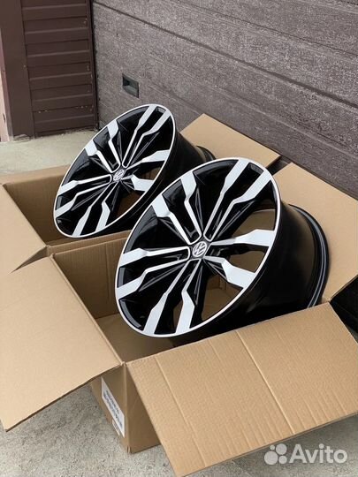 Новые диски R20 5/130 VW Touareg 7L P Audi Q7 4L
