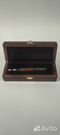 Ручка подарочная 