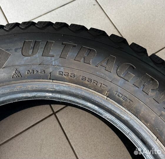 Goodyear UltraGrip SUV+ 235/65 R17 108T