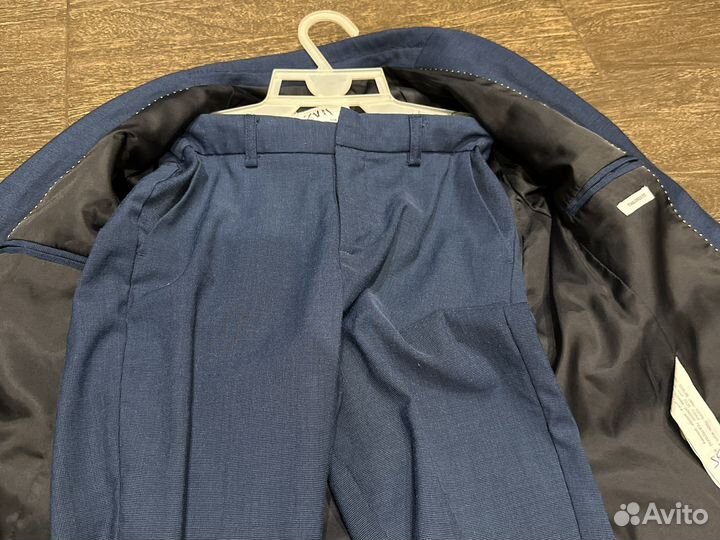 Школьный костюм Zara