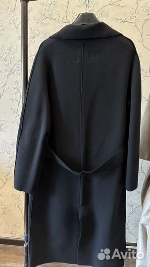 Новое пальто Mango, босоножки Zara 39 р-р