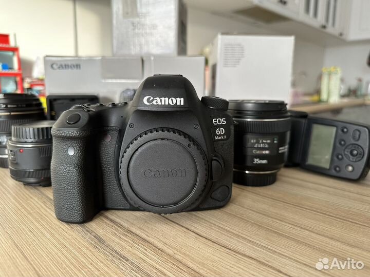 Зеркальный фотоаппарат canon 6d mark II