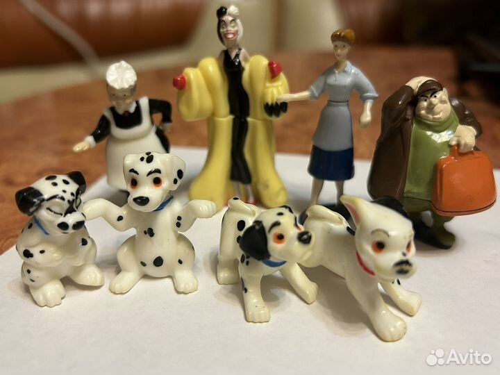 Киндеры 90 х бегемоты, дельфины, львы