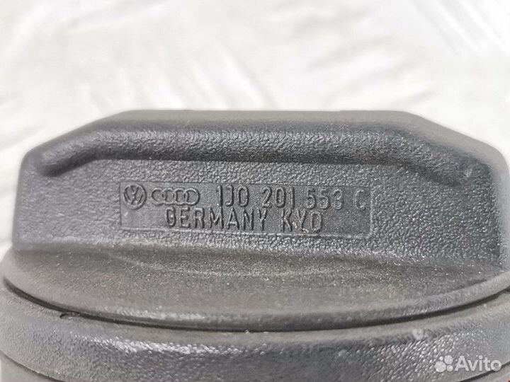 Пробка расширительного бачка Volkswagen Golf 4