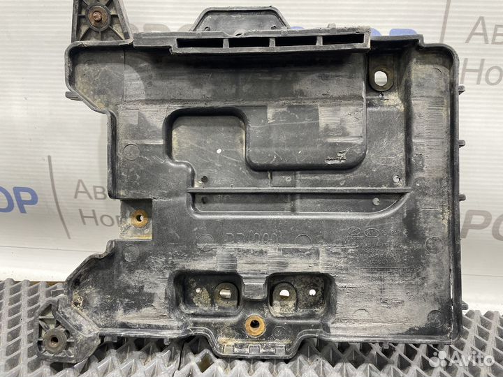 Крепление аккумулятора Hyundai Solaris 2010-2017