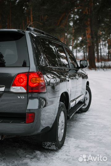 Аренда Toyota Land Cruiser 200 в Барнауле