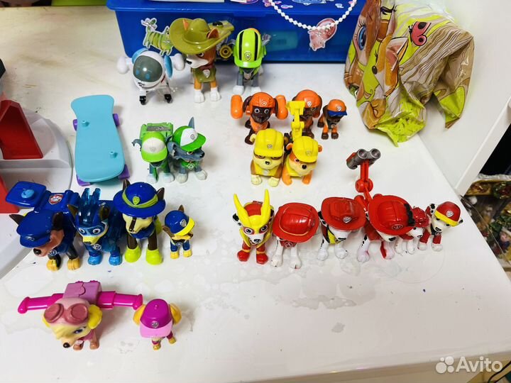 Щенячий patrol база с щенками и машинами