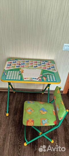 Комплект детской мебели стол и стул