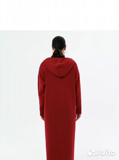 Платье теплое вязаное длинное