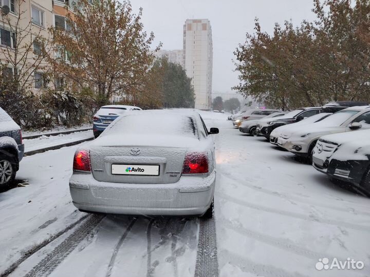 Toyota Avensis 2.0 AT, 2003, 230 000 км