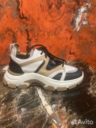 Ремонт кроссовок реставрация Обуви