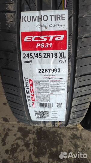 Kumho Ecsta PS31 245/45 R18 100
