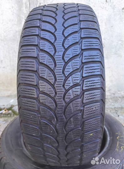Bridgestone Blizzak LM-32 235/55 R17 103V