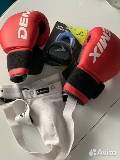 Боксерские перчатки детские 6 oz, капа и гульфик