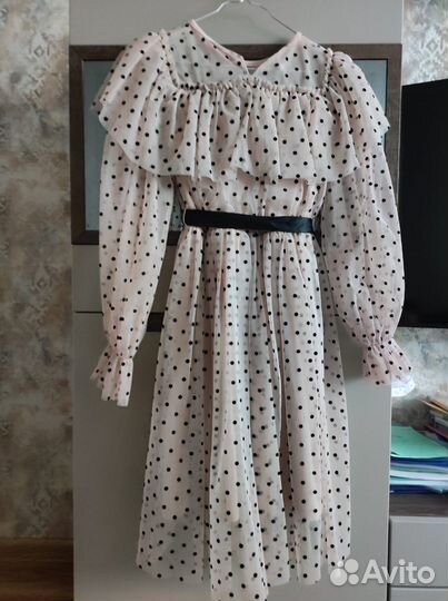 Нарядное платье для девочки 134 140