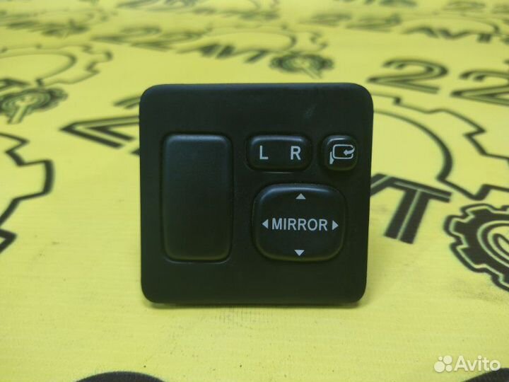 Блок управления зеркалами Toyota Harrier GSU30