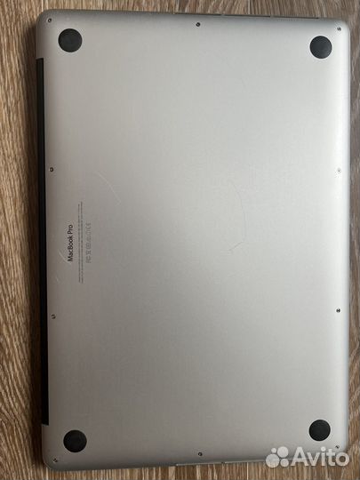 Топ MacBook Pro 15 2017,256 sdd, video 2 gb