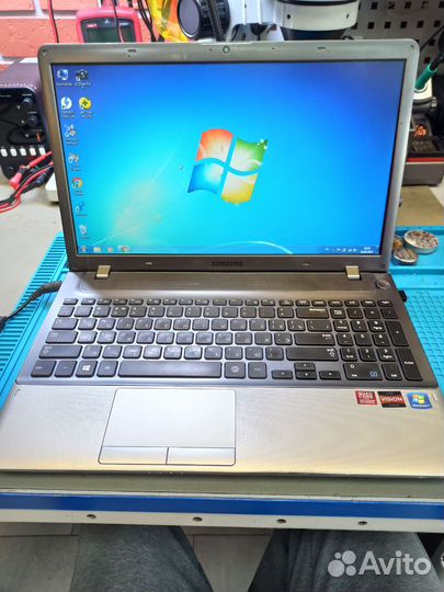Ноутбук Samsung NP355V5C
