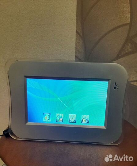 Цифровая фоторамка Genius