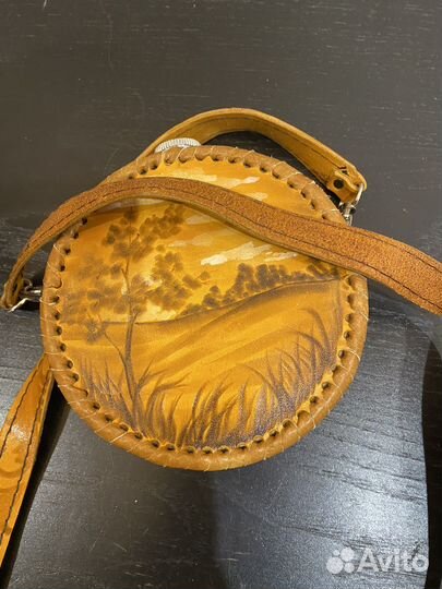 Фляжка кожаная