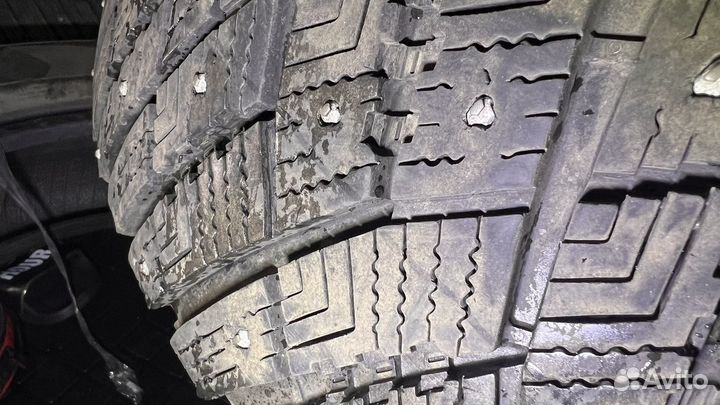 Goodyear Ultragrip Ice Arctic 235/60 R18