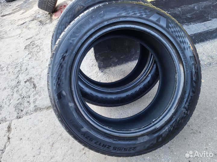 Kumho Ecsta PS71 225/55 R17 97Y