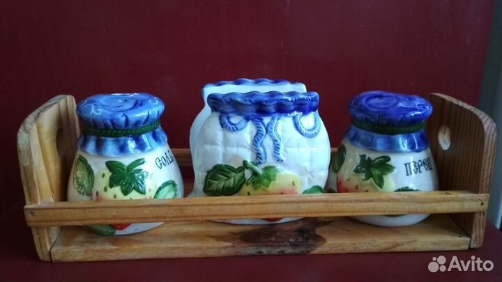 Набор солонка, салфетница и сахарница