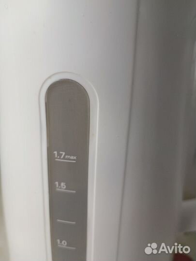 Электрический чайник Bosch TWK3A011 съёмная крышка