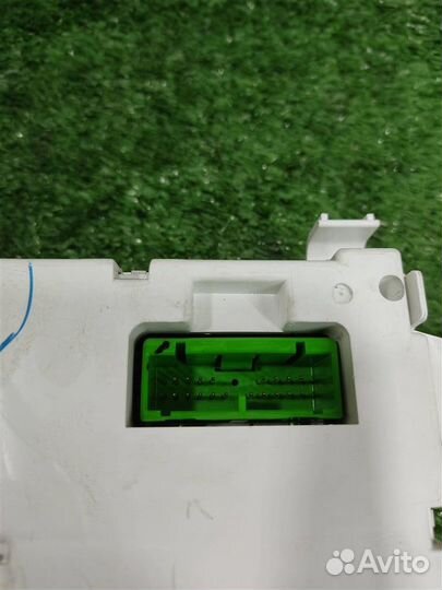 Дисплей центральный штатный Subaru Tribeca WX 2009