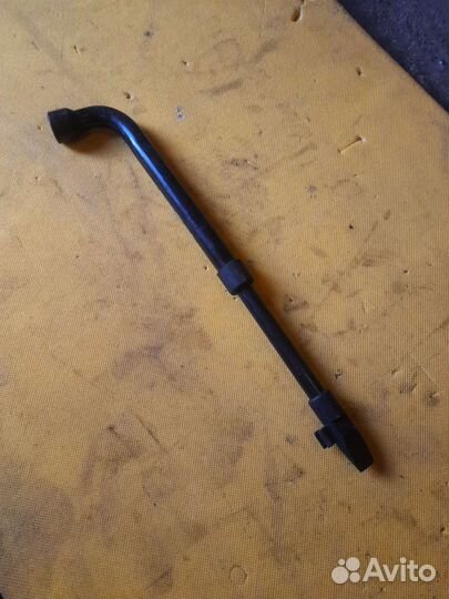 Баллонный ключ телескопический Opel Zafira B